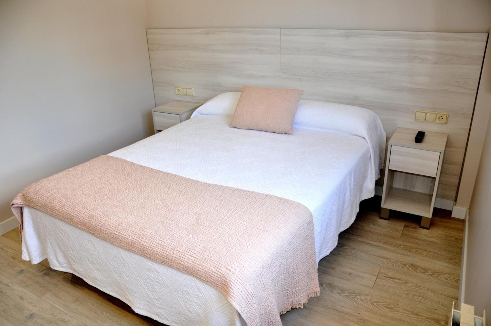 Hostal Paz Gondomar Exterior photo